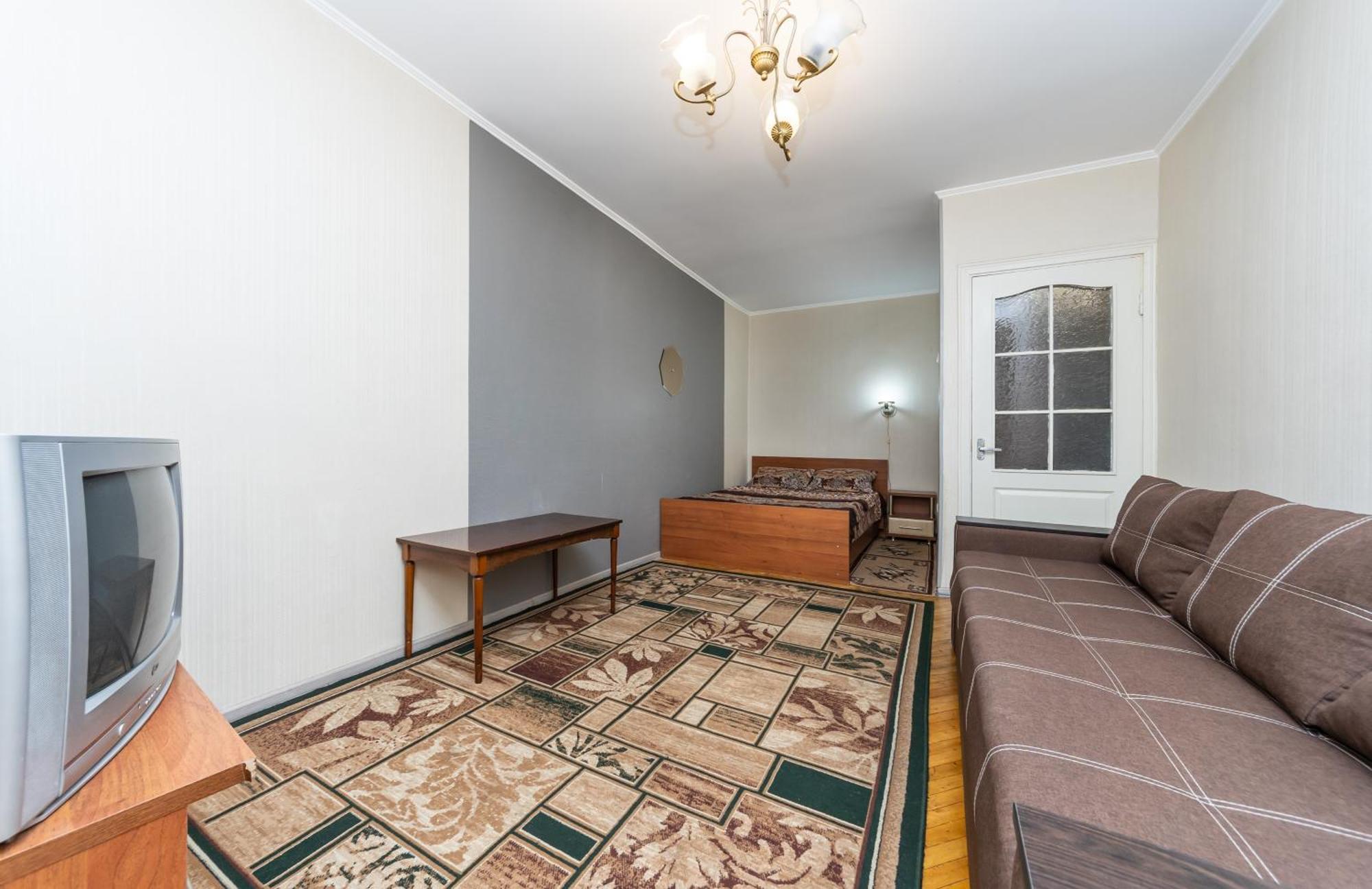 1К.Квартира В Центре Печерска.Лабораторный Пер.26 Kiev Esterno foto